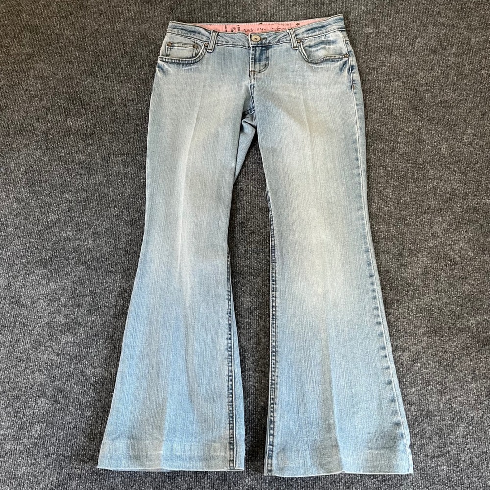 L.e.i. Y2K Light Wash Flare Jeans Size 7/8